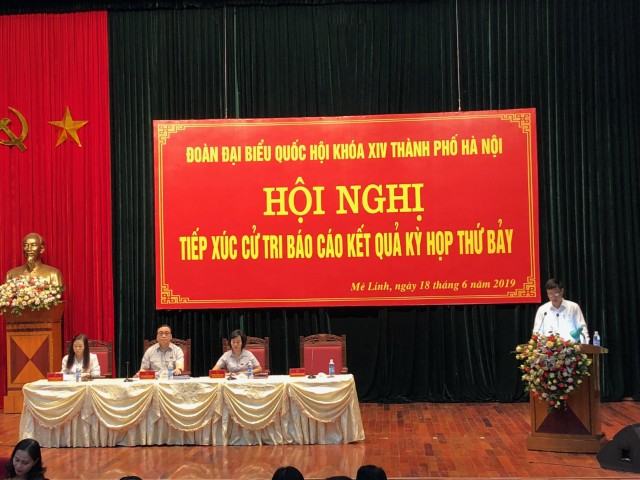 Các vị đại biểu Quốc hội Hà Nội tiếp xúc cử tri huyện Mê Linh, Sóc Sơn  báo cáo kết quả kỳ họp thứ 7, Quốc hội khóa XIV